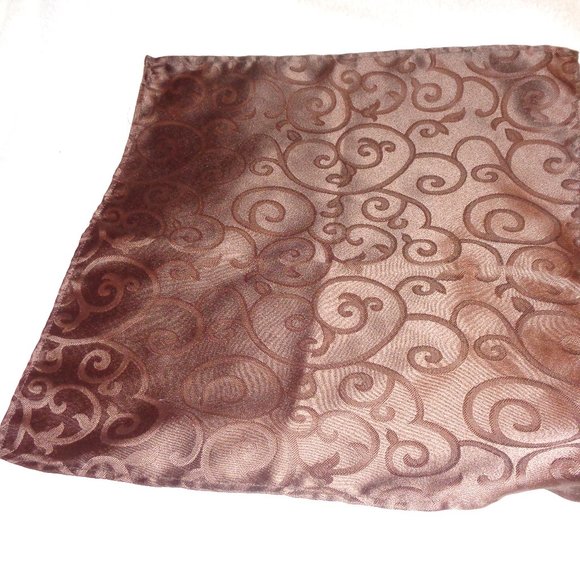 8 Brown Cloth Polyester Napkins - Picture 2 of 6